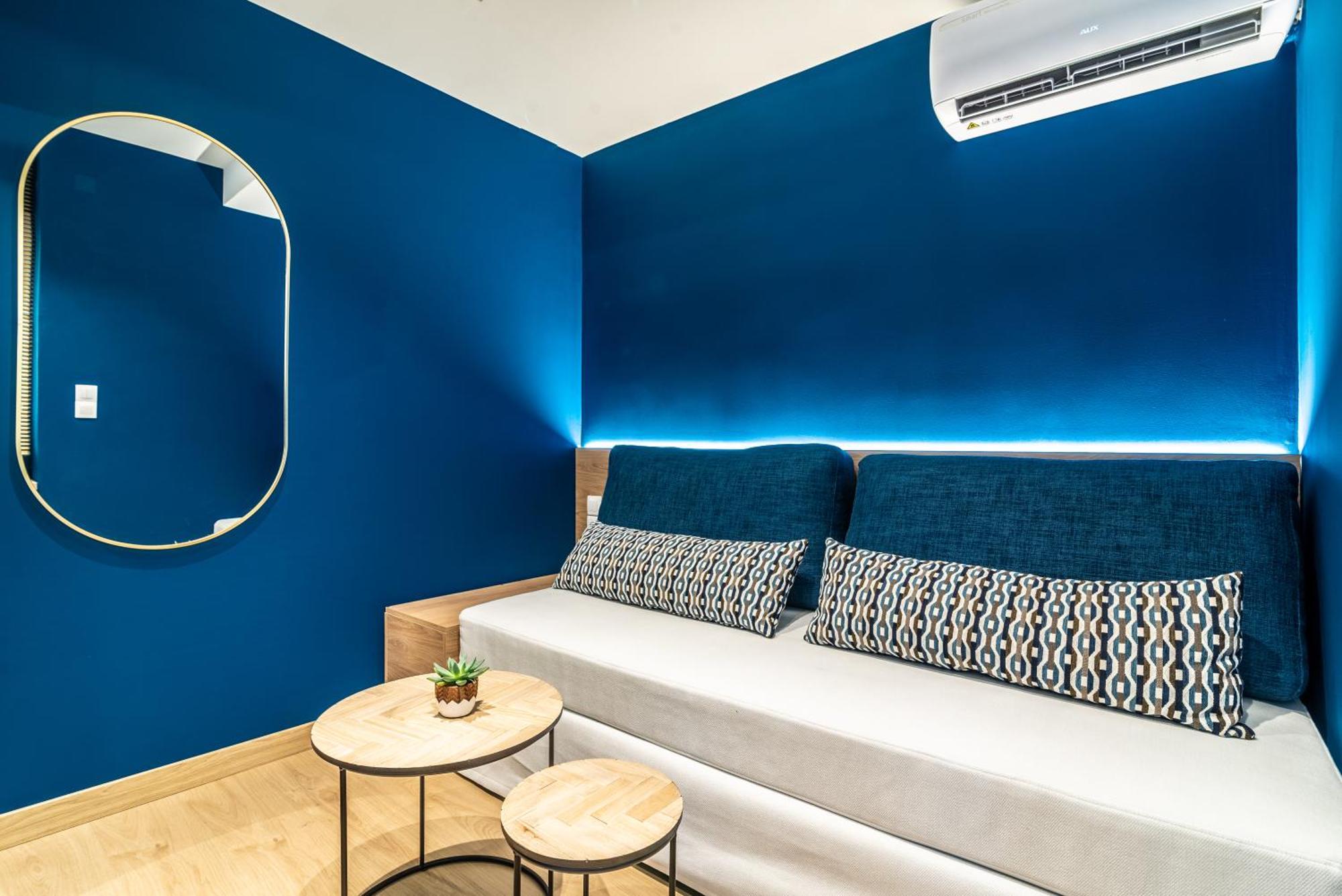 Apla Mini In Downtown Apartment