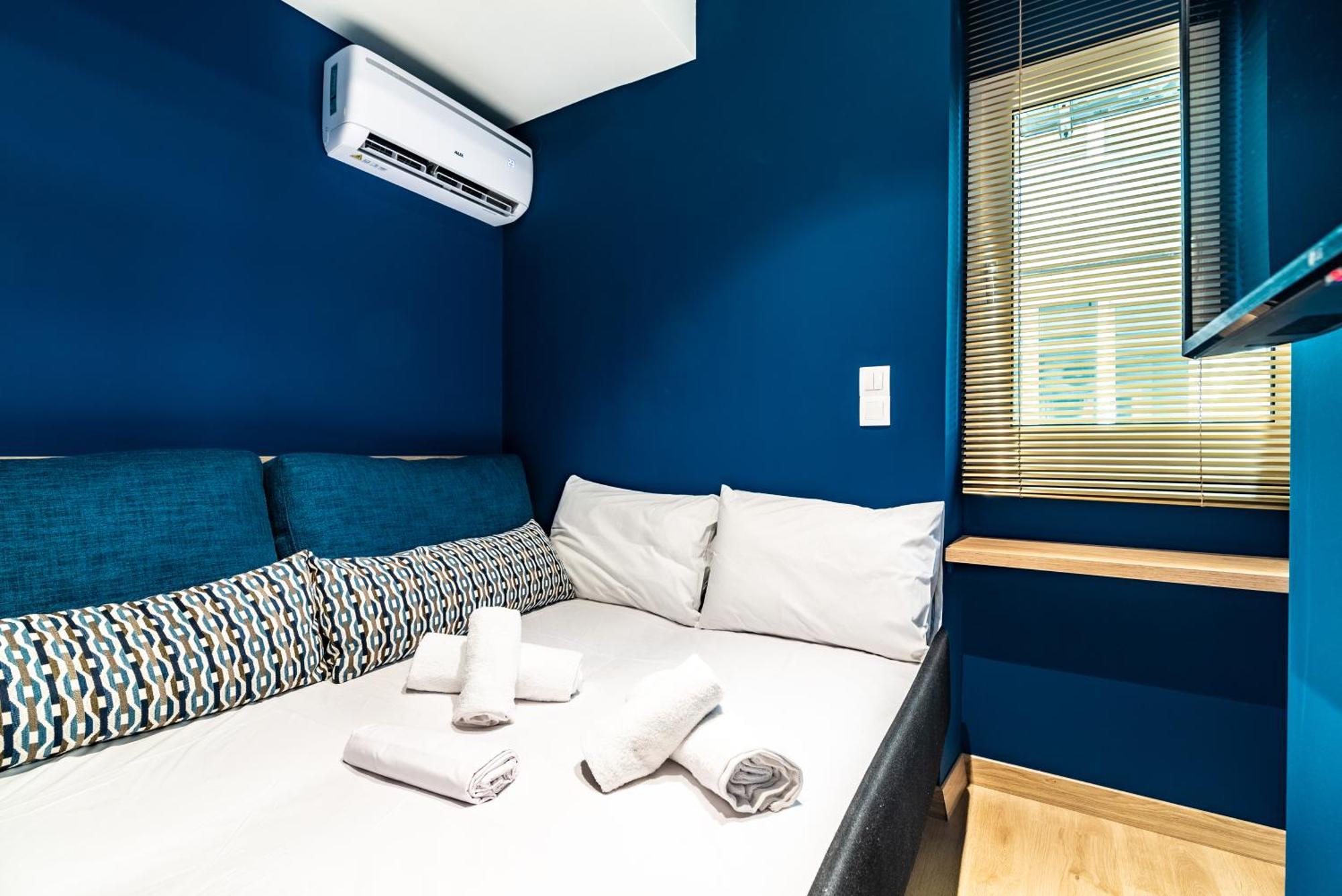 Apla Mini In Downtown Apartment *